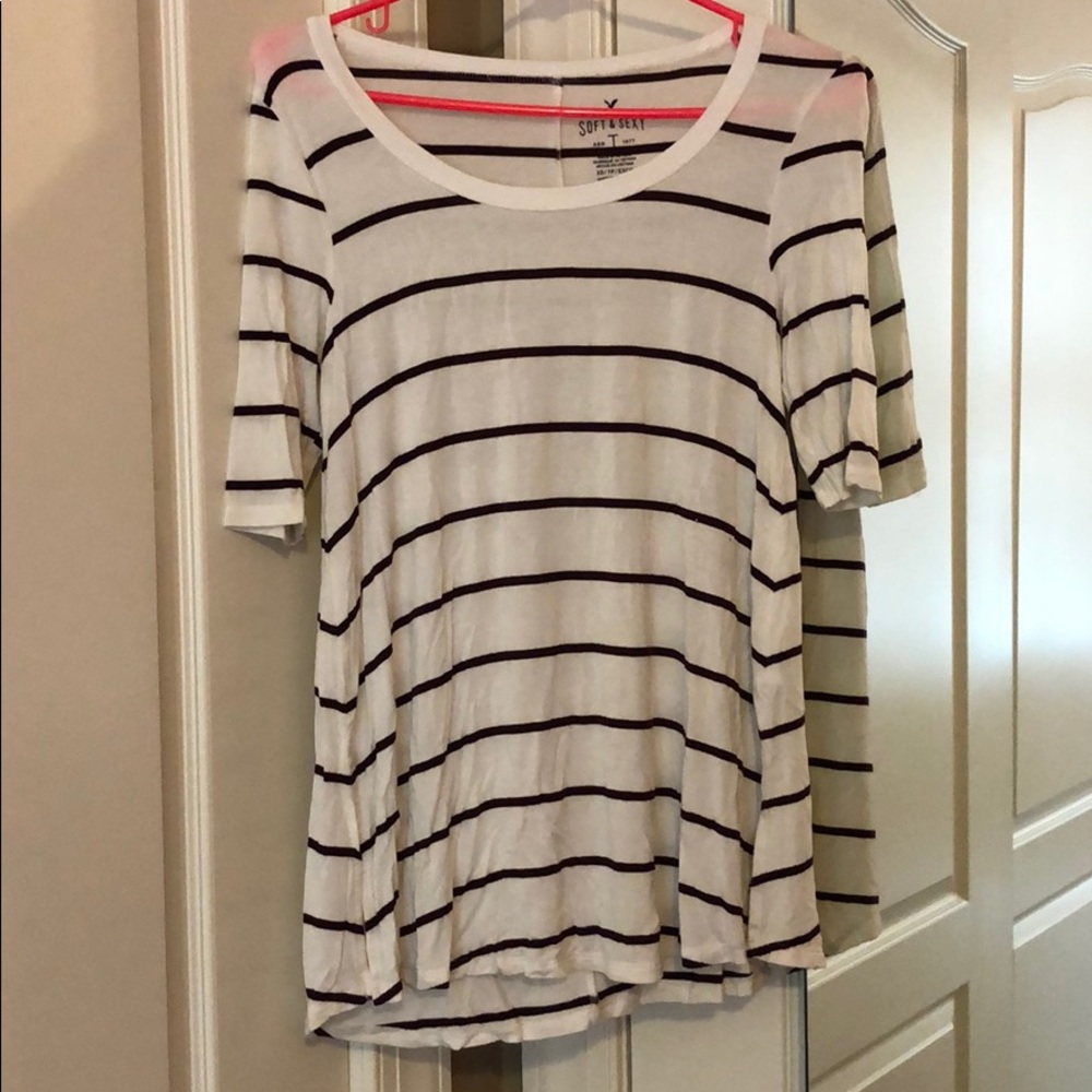 maroon and white striped american eagle shirt